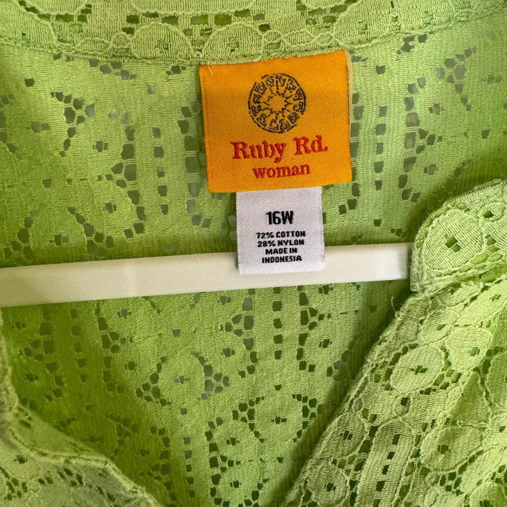 Ruby Road Green Lace Embroidered Button Front Top… - image 2